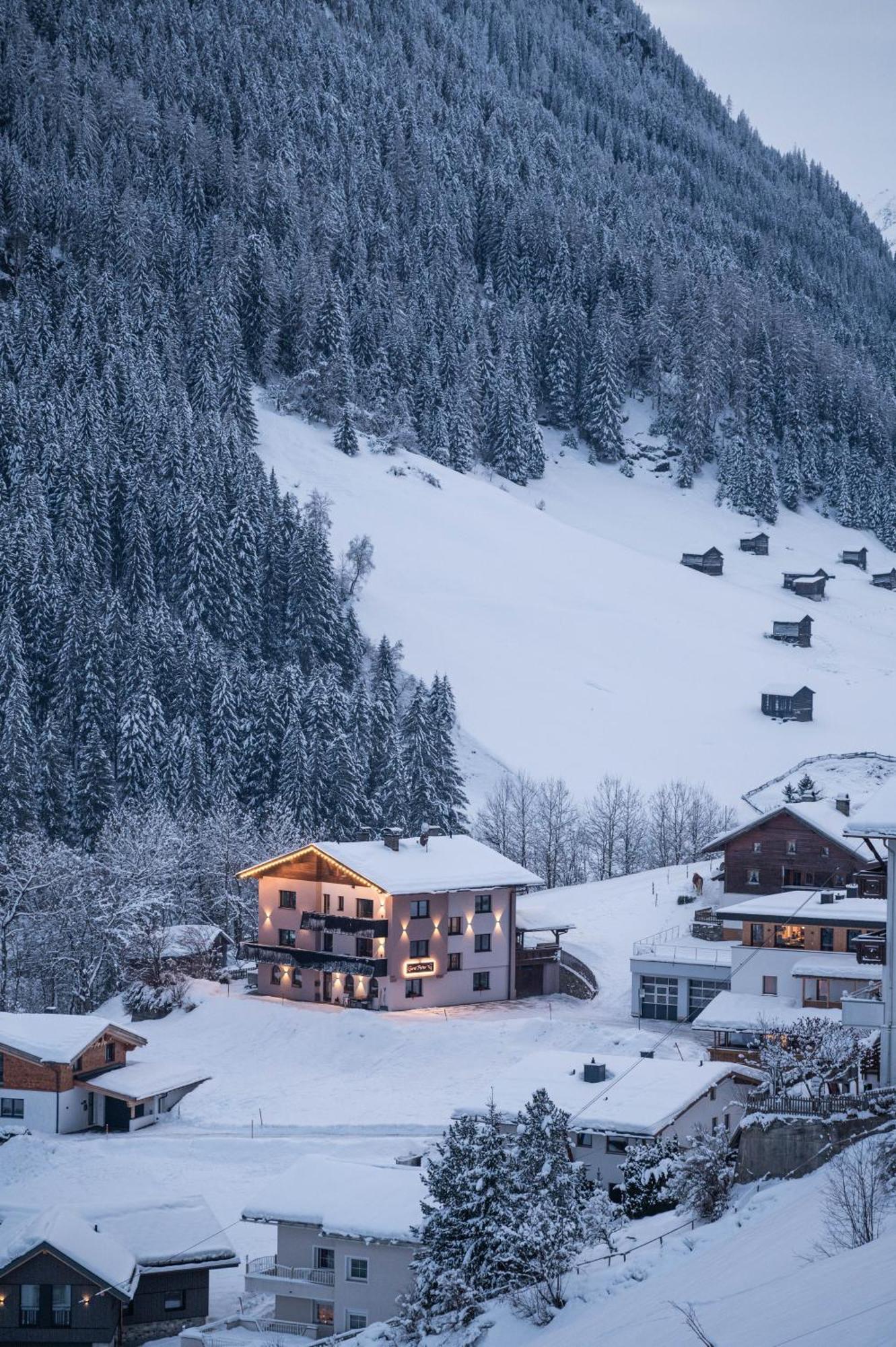 Garni Petter Hotell Kappl  Exteriör bild