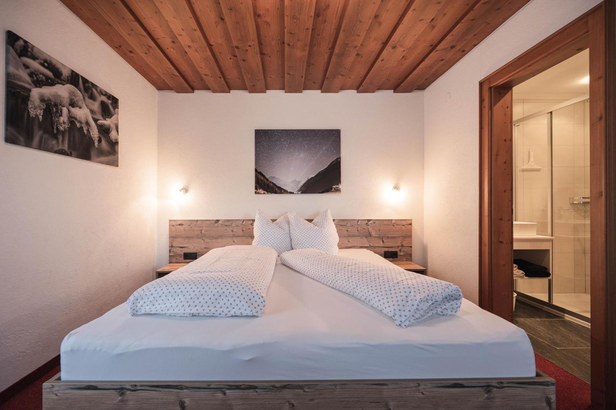 Garni Petter Hotell Kappl  Exteriör bild