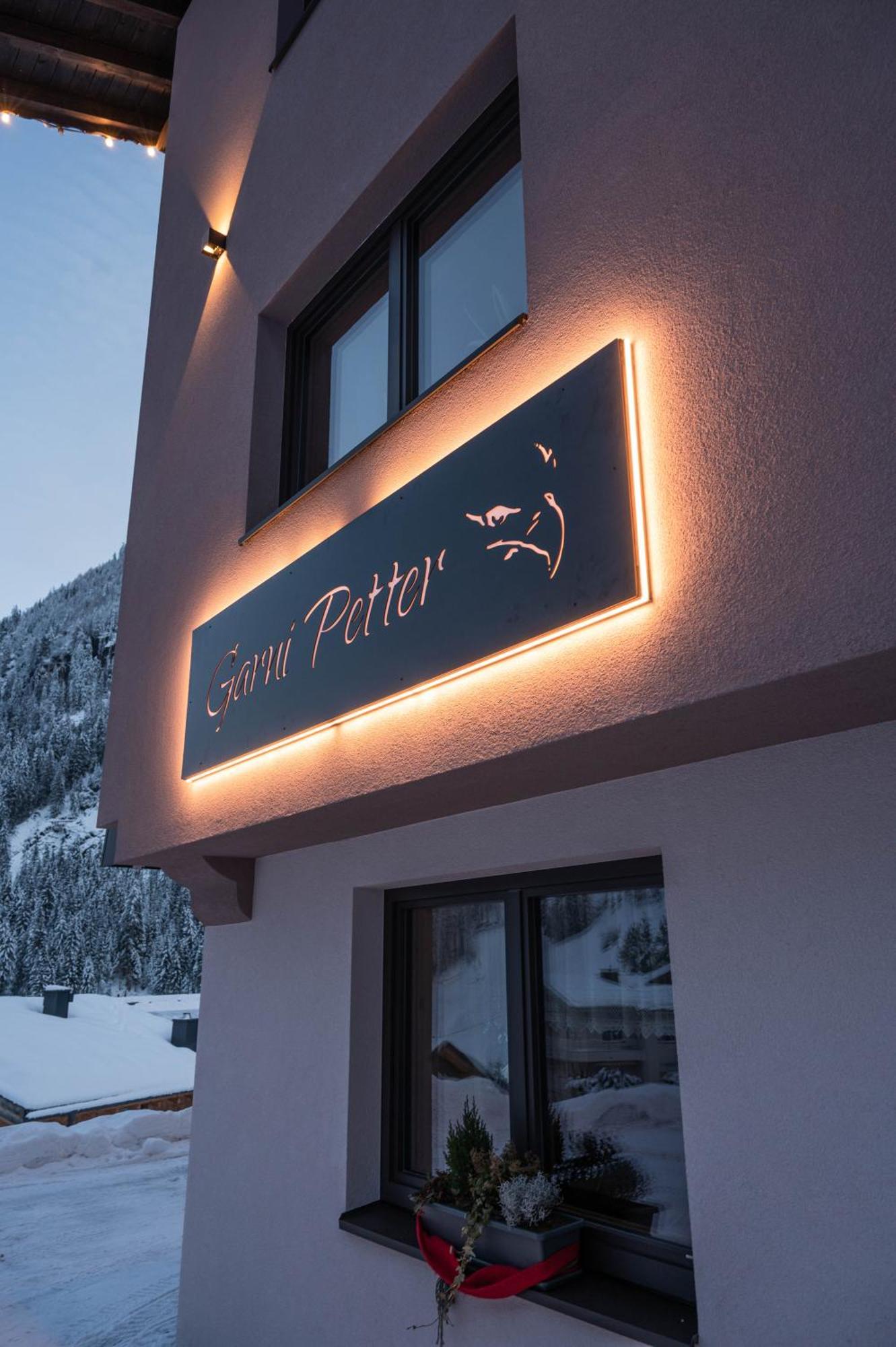 Garni Petter Hotell Kappl  Exteriör bild