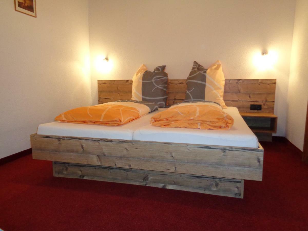 Garni Petter Hotell Kappl  Exteriör bild